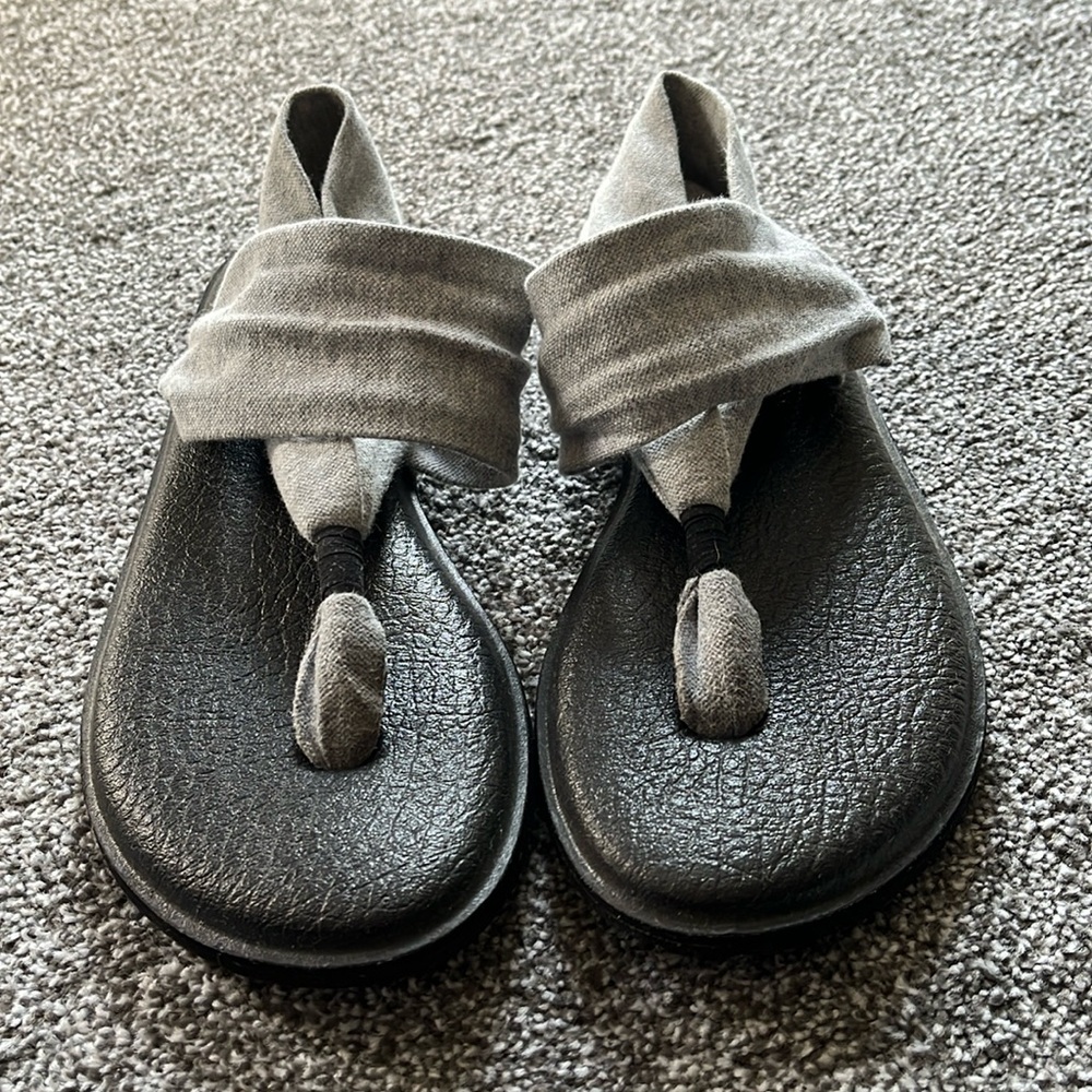 Sanuk Women’s Yoga Sandals
